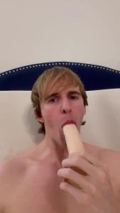 Video sucking and deep throating a realistic cock