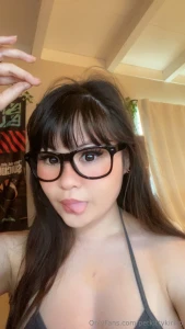 I ve been live streaming on f nsly lately you should go follow me part 1