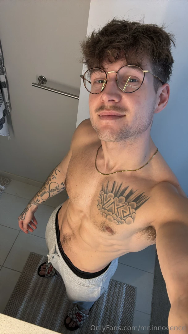 Need a work break come keep me company 