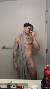 Suppose to be a blizzard here tonight perfect weather to lay around