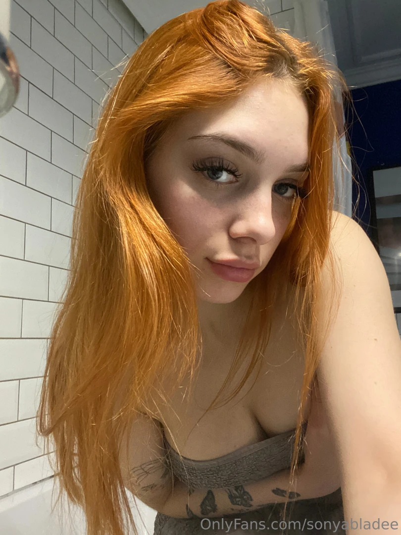 Do you like obedient girls i can be your faithful whore that you will 