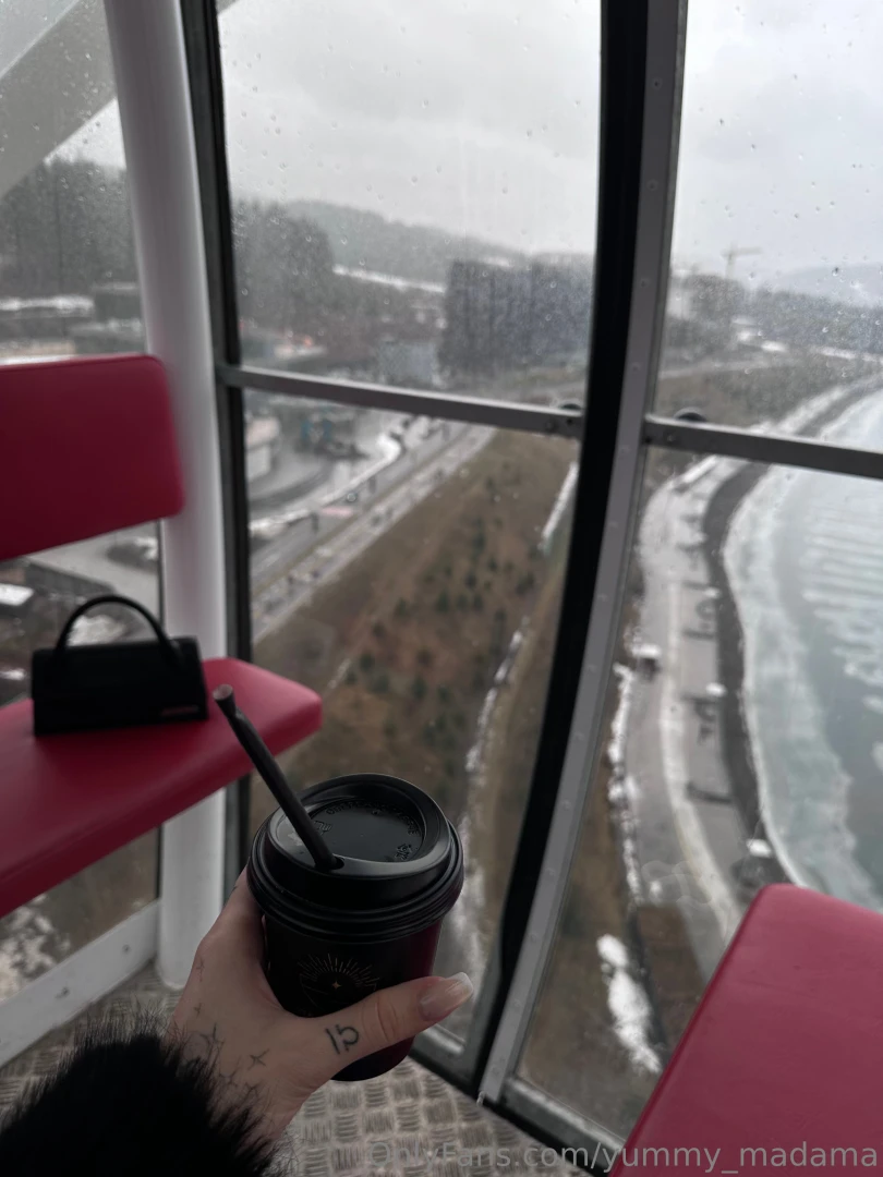 I m having coffee alone on the ferris wheel would you keep me company 