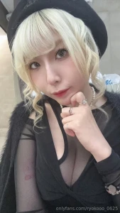 Scrolled through my old photos and got so many weird memories back