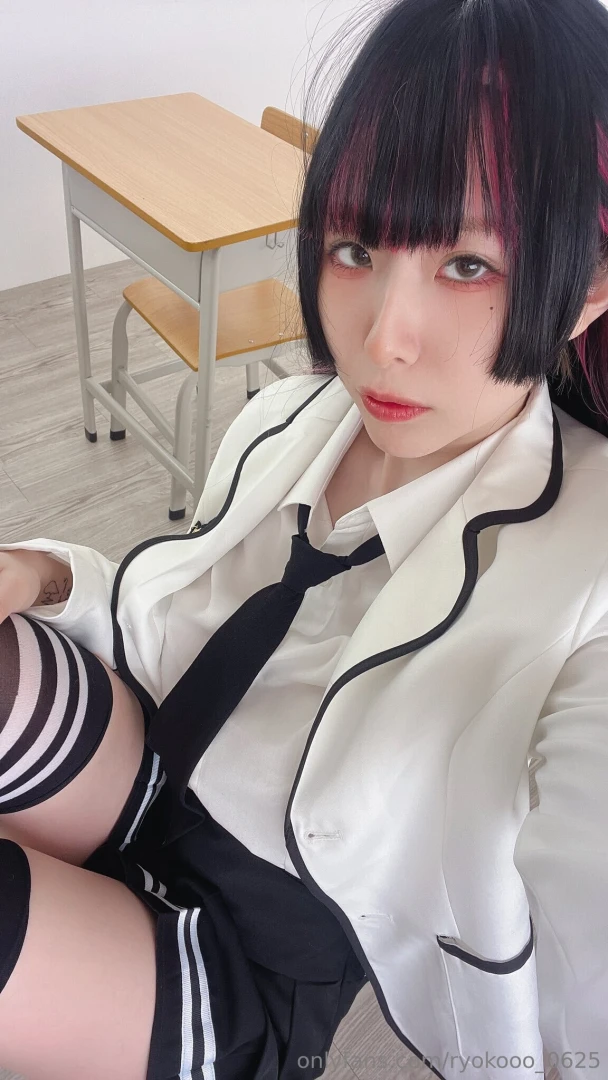 I m a naughty disobedient student will the teacher want to punish me 