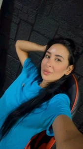 I m available love shall we play