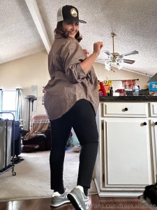 Hot hot hot new video content on the vip profile check it