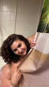 Just the first 10 can unlock the new hot mystery video in dm hurry he