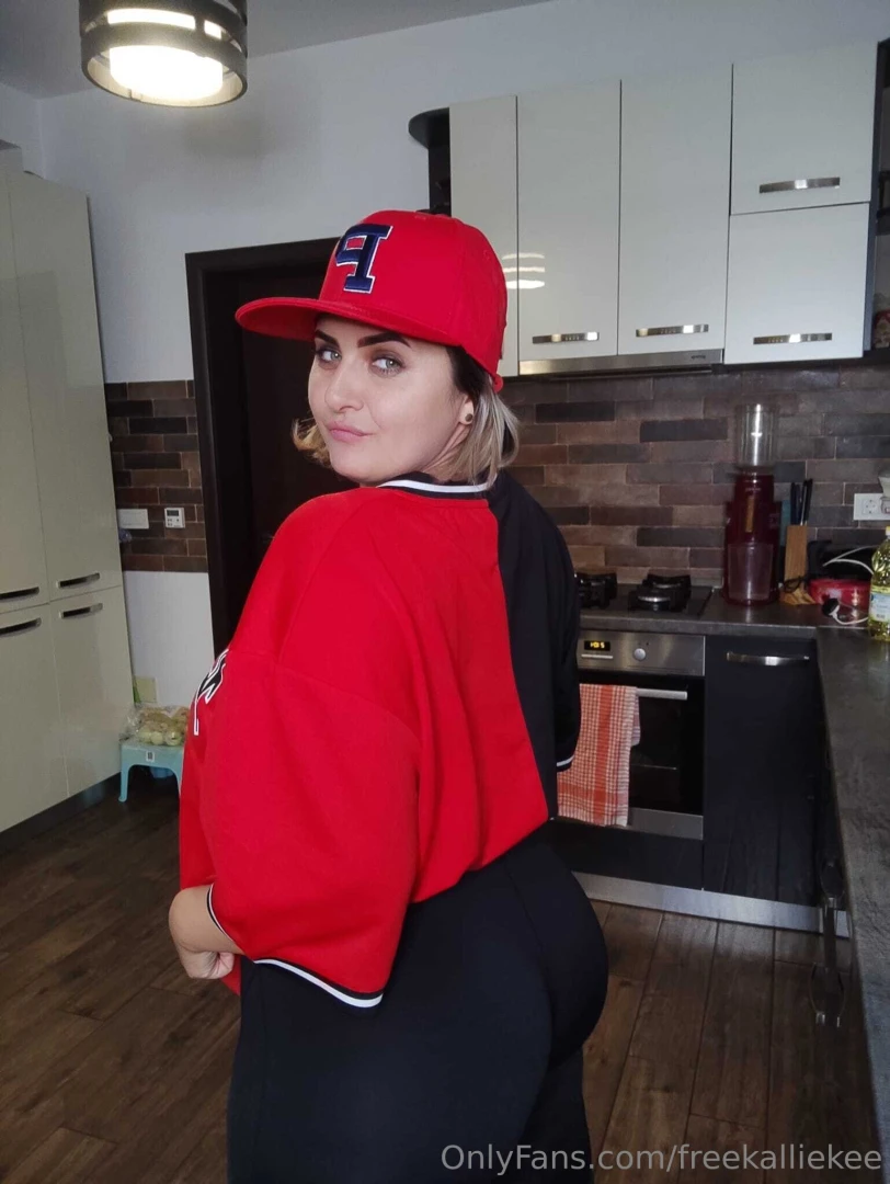 New video on my premium channel check it 