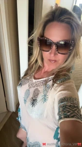 I had fun at the pool do you want to see what i did if you do click