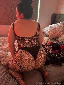 Come watch me shake my ass in my sexy lace outfit