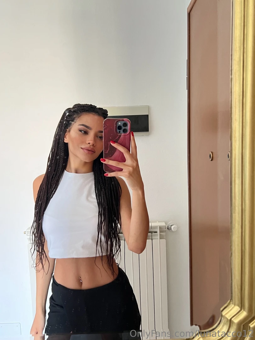 Ti ho mandato in chat un joi pazzesco e sporchissimo vattelo a 