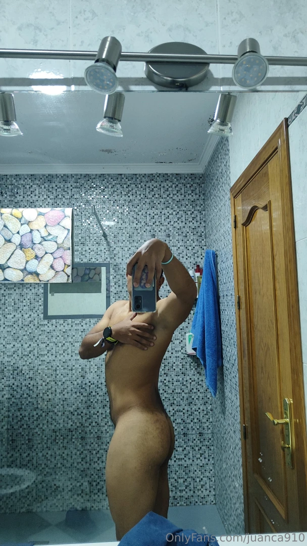 Estoy de vuelta y quiero crear contenido dejadme un like o comentarios part 1 