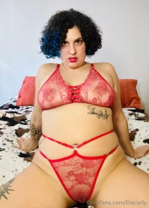 Eat me looking straight into my eyes