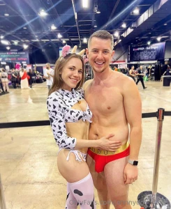 Get ready for exxxotica chicago 2025 here s a throwback with the