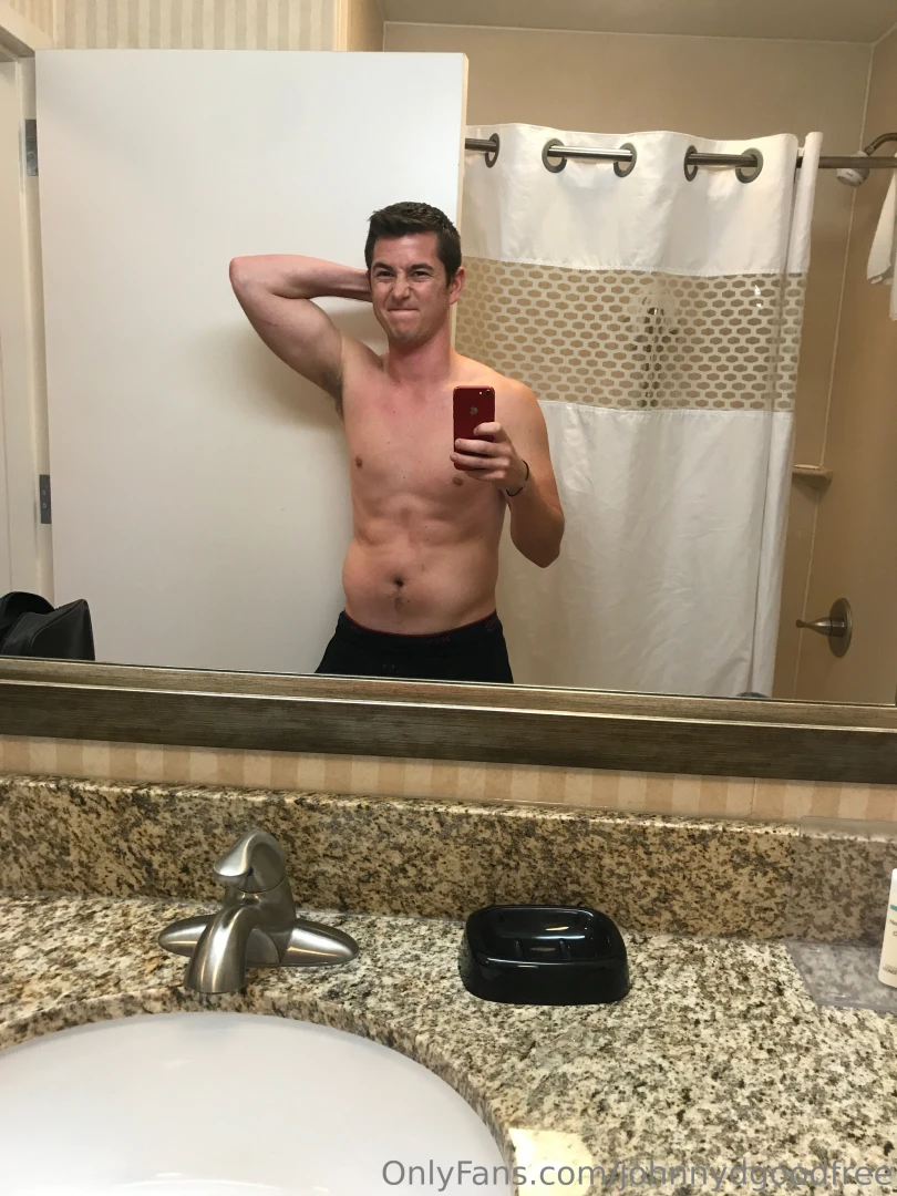Who s trying to wash my back 