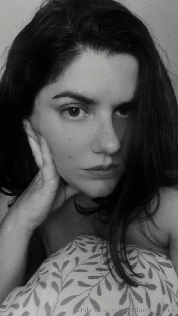 Heatwave and late night selfies 