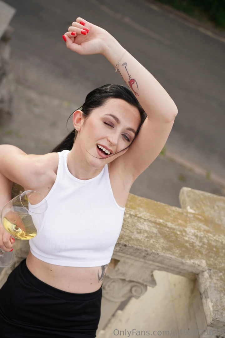 Summer is the time for white wines let s have a glass 