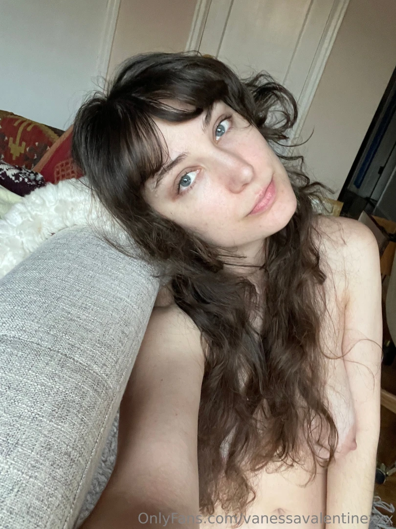 Some all natural woke up like this shots featuring the big-ass part 2 