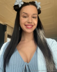 Feeling like minnie maus 3