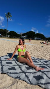 Fr missing the beach ughhh i need the sun or somebody s son lol