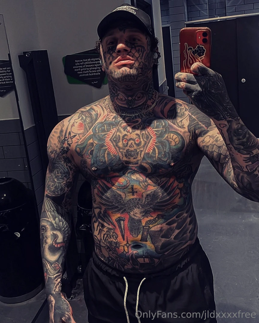 Would you sign up to my vip page if i did a discount 