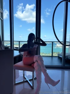 Sorry if i take long to answer traveling today will be on tomorrow