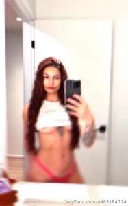 Who wants to see my tan lines leave a tip if you wanna see