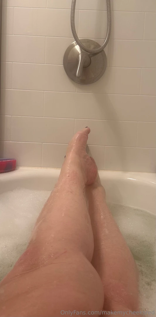 That look of peace one has in a bubble bath who s going to chat with part 5 