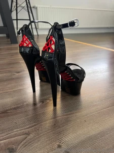 Wie findet ihr meine neuesten errungenschaften auf denen kann ich mich