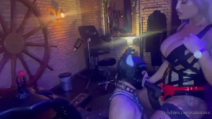 A nice blowjob training session for my particularly greedy slaves