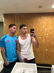 Pegamos um treino na academia juntos chegamos em casa ele ficou cheio