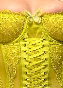 I think if i don t get enough applause i might faint in this outfit part 1