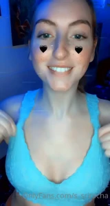 A little bit of tittybouncingtuesday for you