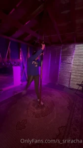 So i ve been taking pole dancing lessons this vid is from week 1 so i