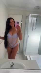 If you came from reddit i beg you to go to my tiktok so you can see my