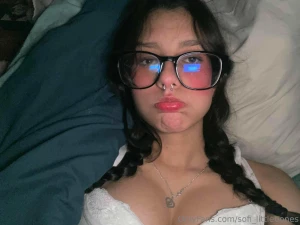 I wore my cutest bra and nobody noticed that s not fair