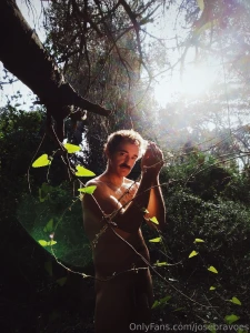 No nacimos para escondernos nacimos para brotar e iluminar lo que