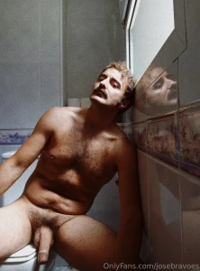 Esta fotograf a tendr cuatro a os ya lo que me llama la atenci n en