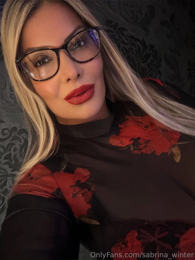 Lady in red part 611 