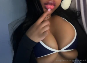 Rate my lips on a scale 1 - 10