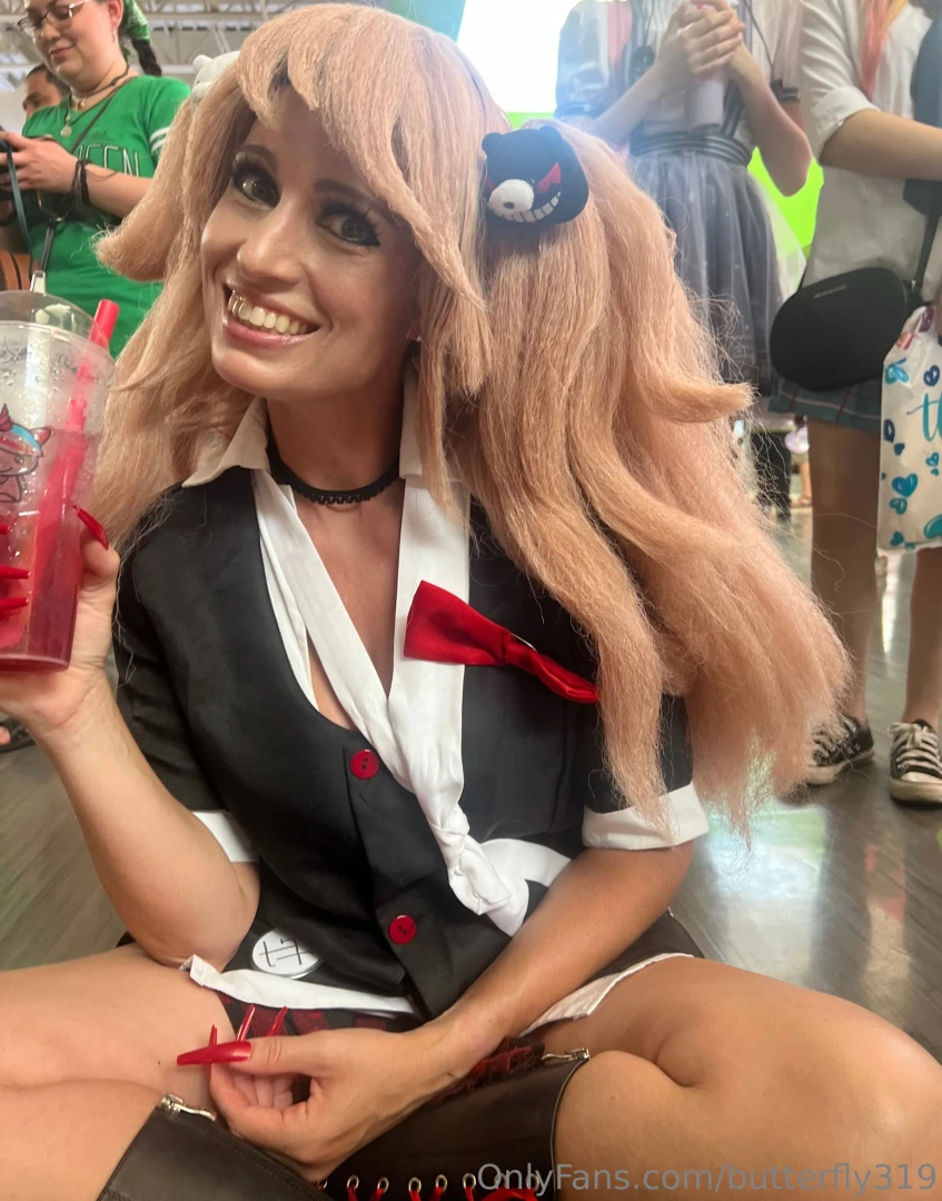 Junko enoshima from the danganronpa cosplay anime 