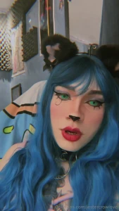 Miau woof or whatever furrys say haha