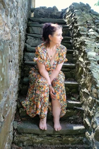 This summery little number makes me feel like such a naughty milf