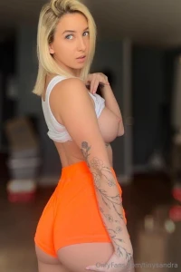 Free goodgalslisten write to her goodgalslisten she is online now this part 1033