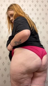 Make sure you guys follow my chaturbate and catch me live username is