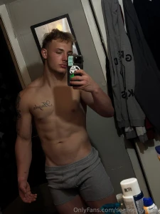 A few weeks ago when my hair was longer and things got a little wilder