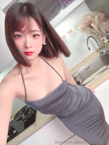 The seductive housewife theme feels pretty irresistible too part 1