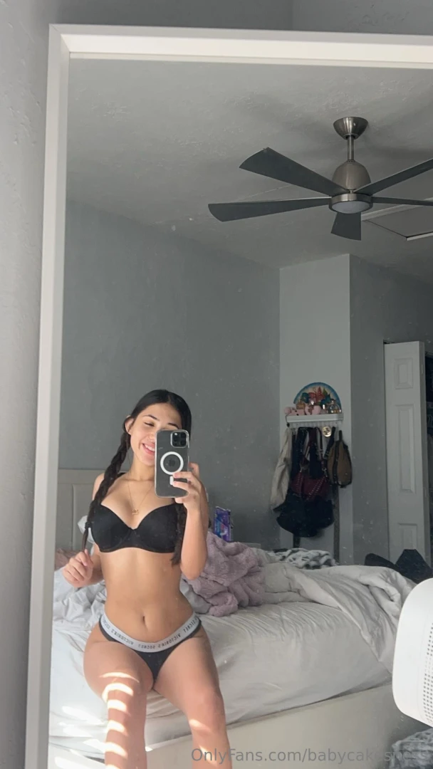 Hi loves back and better prepare to see content all this week 