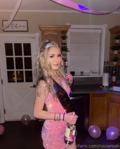 Happy birthday to sexy mamaaa