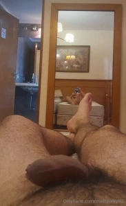 I love to masturbate